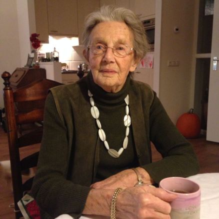 027e79cb6058bde376ff9225e3f20d04